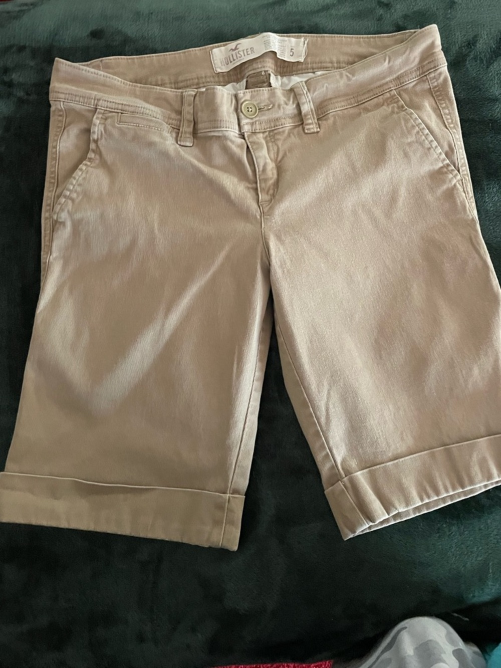 Hollister Women's Light Khaki Bermuda Shorts